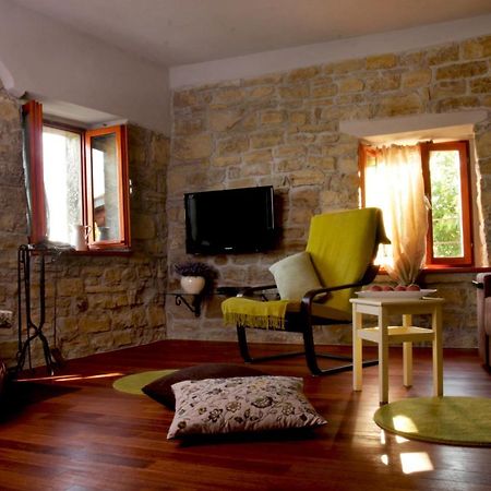 Apartman Casa Marsic Oprtalj エクステリア 写真